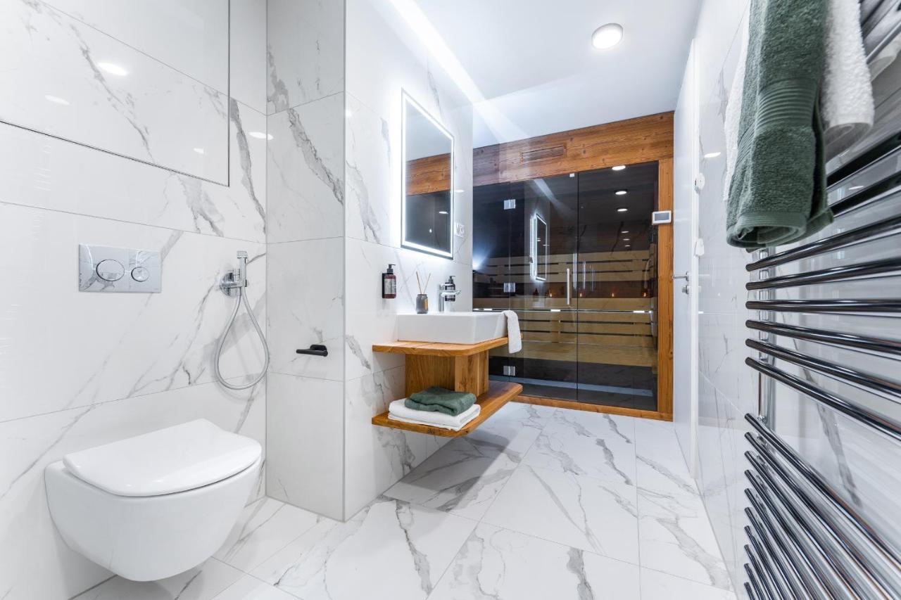 Moli Apartman S Privatni Saunou - Molo Lipno Resort ليبنو ناد فلتافو المظهر الخارجي الصورة