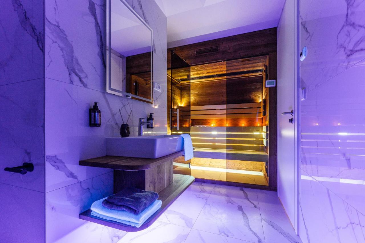 Moli Apartman S Privatni Saunou - Molo Lipno Resort ليبنو ناد فلتافو المظهر الخارجي الصورة